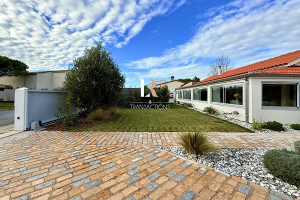 Châtelaillon-Plage (17340) Les Boucholeurs - Maison de plain-pied entièrement rénovée, exposée Sud avec piscine et garage