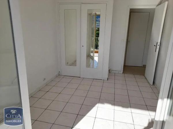 Appartement à louer 4 pièces 74.42m² Nice (06300)