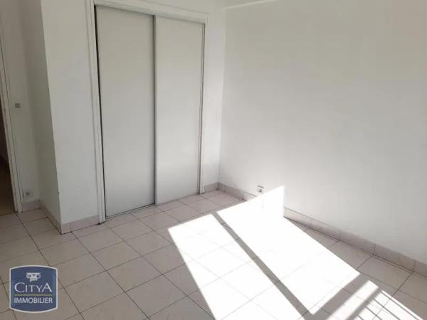 Appartement à louer 4 pièces 74.42m² Nice (06300)