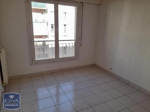 Appartement à louer 4 pièces 74.42m² Nice (06300)