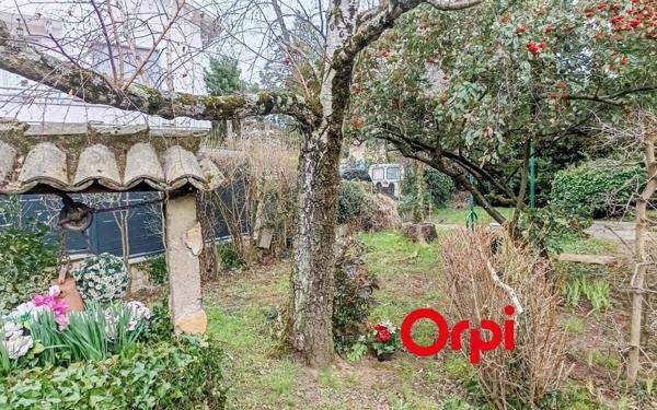 Maison à vendre    6 pièces • 132 m2 Pierre-Bénite