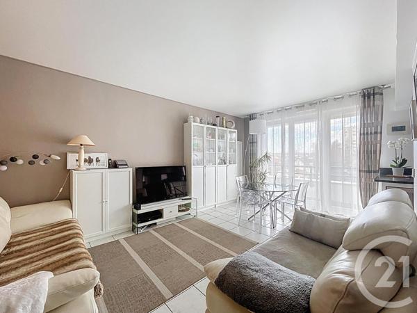 Appartement F4 à vendre  4 pièces - 74,21 m2 FRESNES - 94