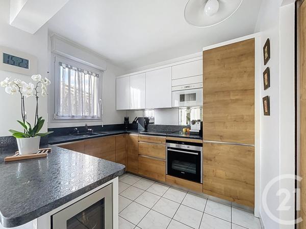 Appartement F4 à vendre  4 pièces - 74,21 m2 FRESNES - 94