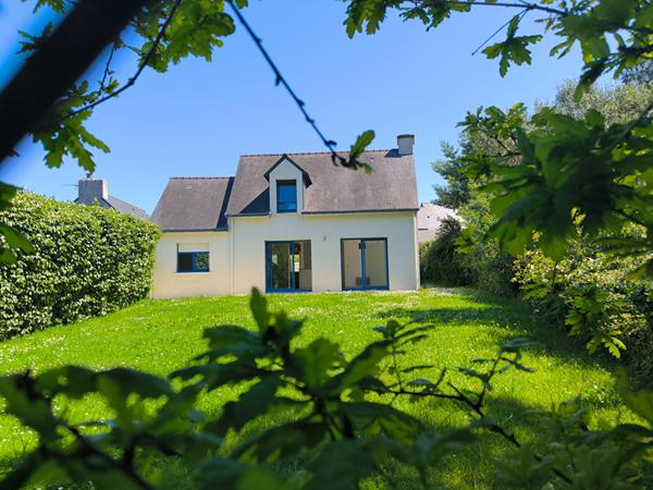 Charmante et lumineuse Maison à Vendre à Arzon
