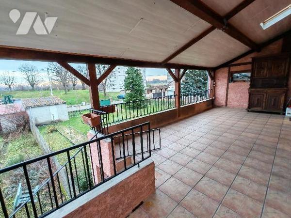 A visiter sans tarder, venez découvrir cette belle propriété avec son magnifique terrain.