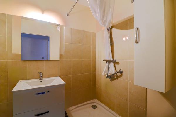 Appartement Nevers 3 pièces 63.5m2, 2 chambres, centre ville, ascenseur, parking souterrain, proche gare SNCF, 2H30 de PARIS