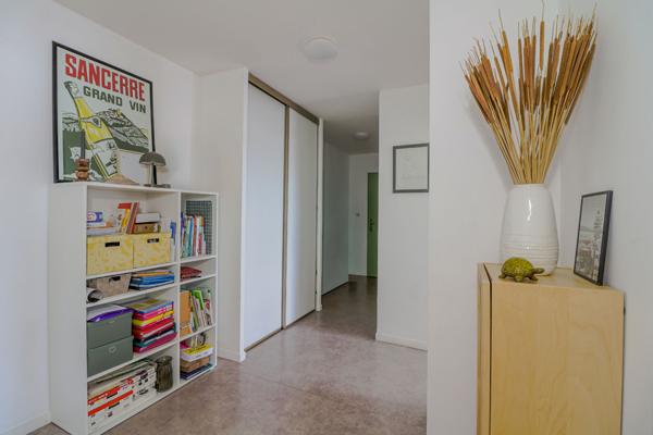 Appartement Nevers 3 pièces 63.5m2, 2 chambres, centre ville, ascenseur, parking souterrain, proche gare SNCF, 2H30 de PARIS