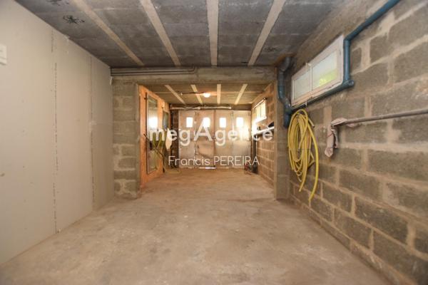 Maison à NEZEL, 78410 - 6 pièces 122m²