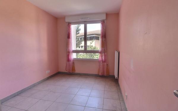 Appartement à vendre    4 pièces • 73,85 m2 Marseille 10