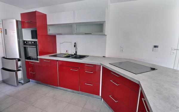 Appartement à vendre    4 pièces • 73,85 m2 Marseille 10