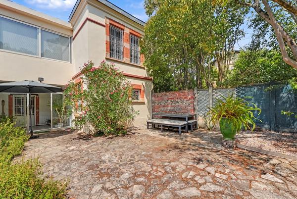 Maison 9 pièces 211 m2