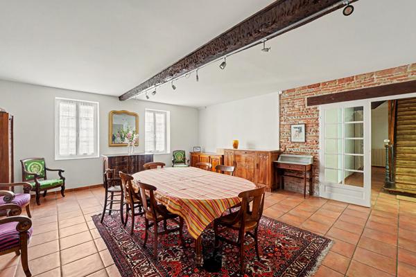 Maison 9 pièces 211 m2