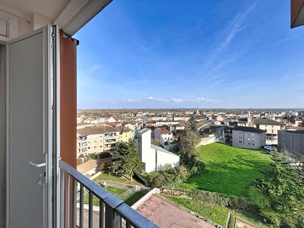 EXCLUSIVITÉ ! Appartement 4 pièces ? Dernier étage - Vue dégagée? Garage