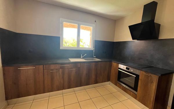 Maison à vendre    4 pièces • 100 m2 Mèze