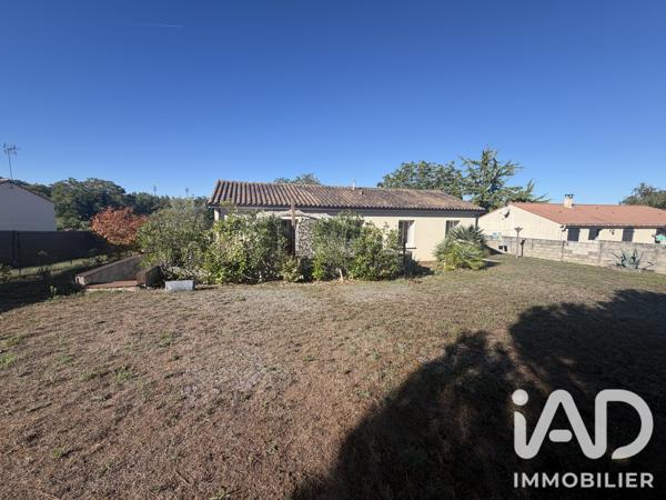 Maison à vendre 5 pièces 113 m² Asnières-sur-Nouère
