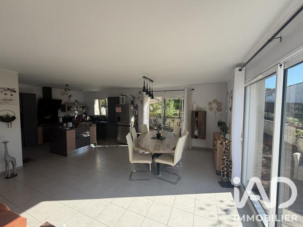 Maison à vendre 5 pièces 113 m² Asnières-sur-Nouère