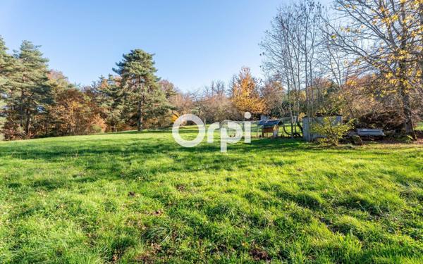 Maison à vendre    5 pièces •  Saint-Martin-en-Haut