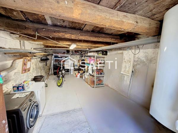 Maison de village avec terrasse, climatisation et aucun travaux à prévoir