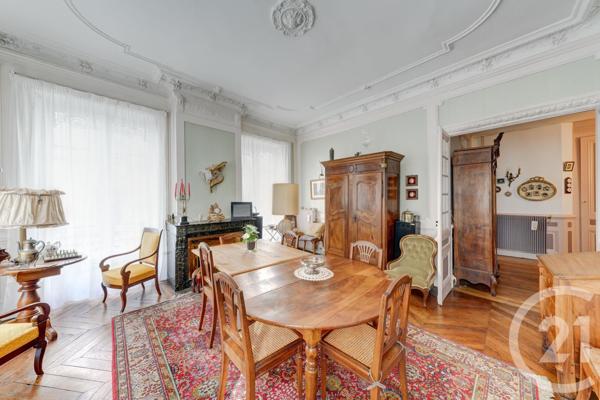 Appartement F5 à vendre  5 pièces - 138,81 m2 LYON - 69002