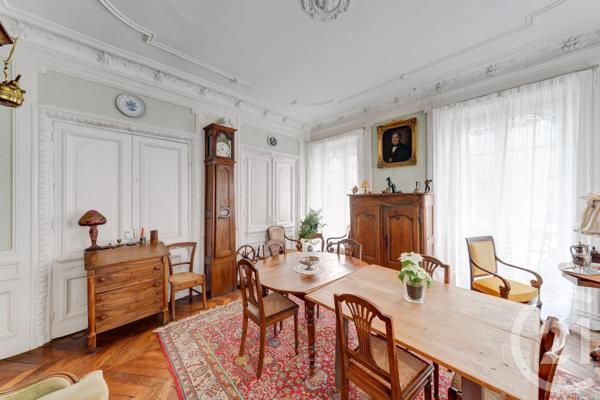 Appartement F5 à vendre  5 pièces - 138,81 m2 LYON - 69002