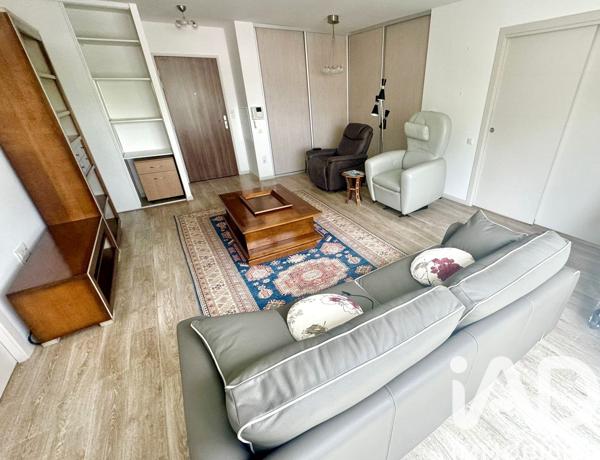 Appartement à vendre 2 pièces 48 m² Saint-Cyr-en-Val