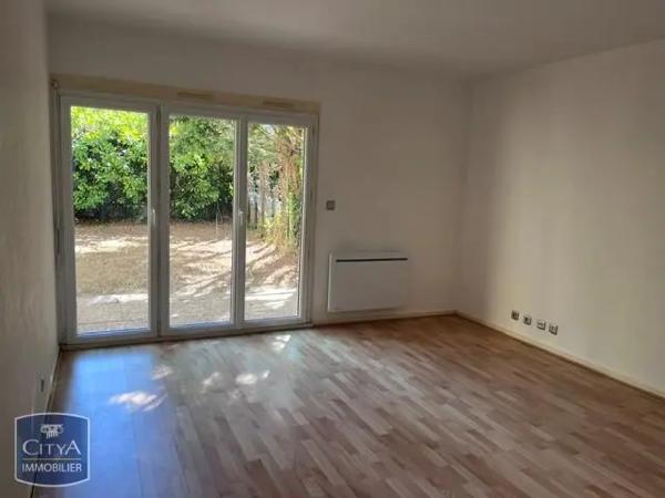 Appartement à louer 2 pièces 53m² Villefranche-sur-Saône (69400)