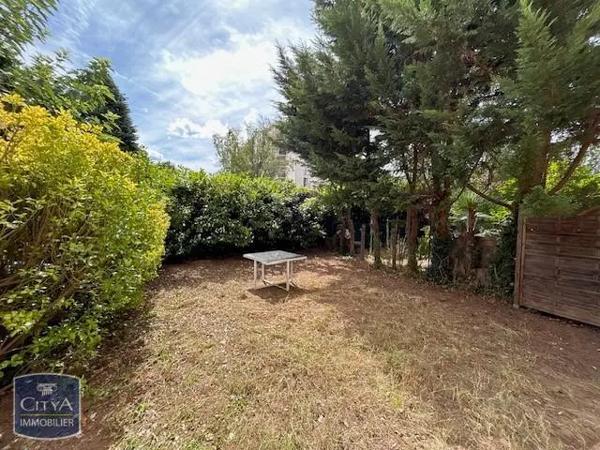 Appartement à louer 2 pièces 53m² Villefranche-sur-Saône (69400)