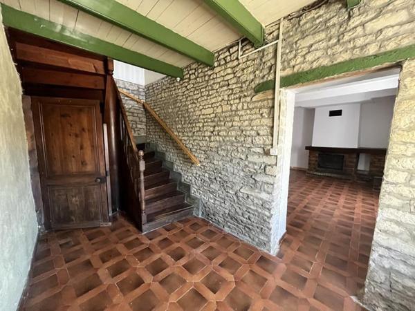 Maison à vendre |  Vérines |  3 pièces | 106 m²