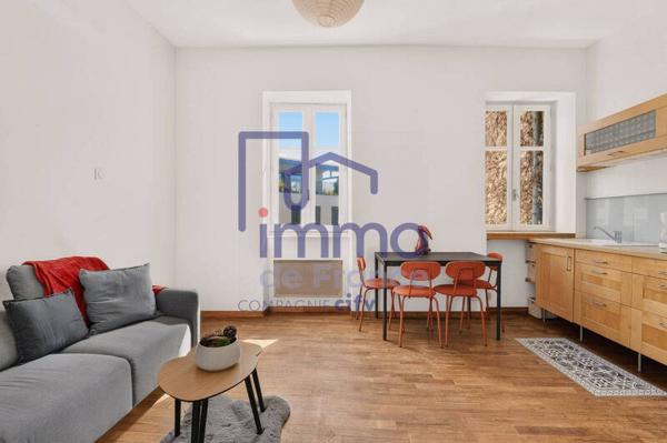 Appartement 3 pièces                                        - 69001 Lyon 1er Arrondissement Réf : 21789