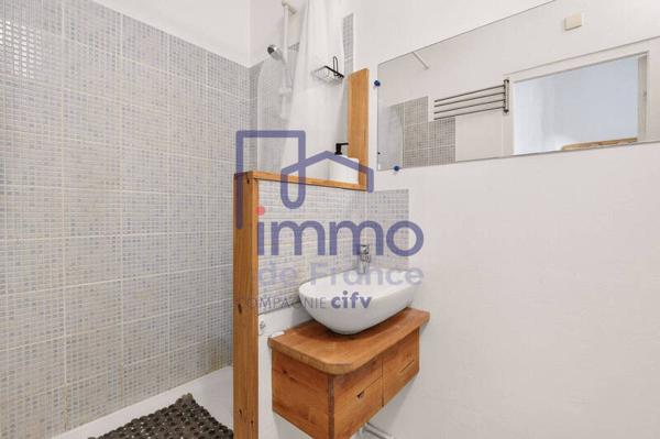 Appartement 3 pièces                                        - 69001 Lyon 1er Arrondissement Réf : 21789