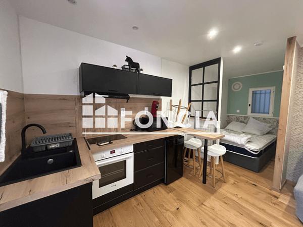 Location Studio meublé 19.39 m² - 21 RUE VOLTAIRE Narbonne 11100