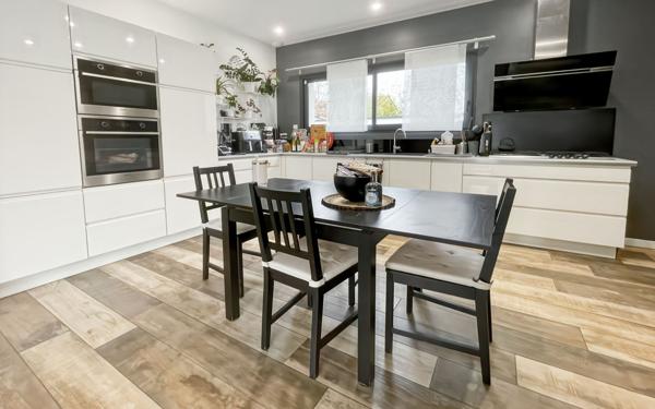 Maison à vendre    5 pièces •  Toulouse