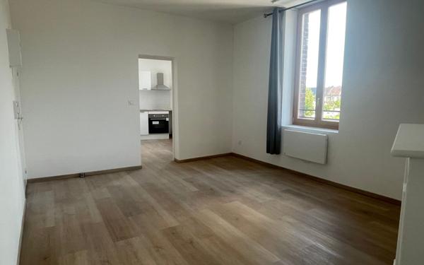 Appartement à louer    1 pièce • 34,50 m2 Saint-Amand-les-Eaux