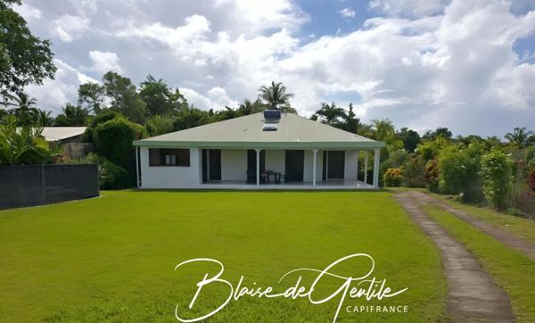 Maison à vendre 10 pièces BAIE MAHAULT (971)