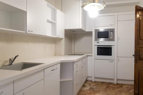 VENTE EN VIAGER OCCUPE - Appartement T4 (105 m²) en vente à PERPIGNAN