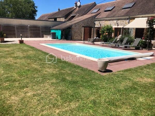 Maison en pierre de 225 m²