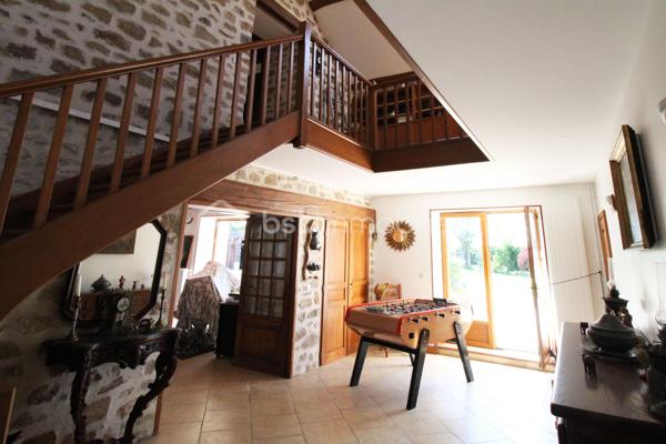 Maison en pierre de 225 m²