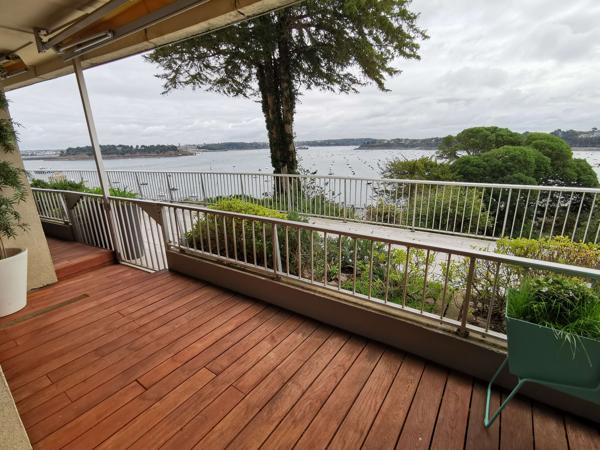 Appartement vue mer dans le centre de Dinard