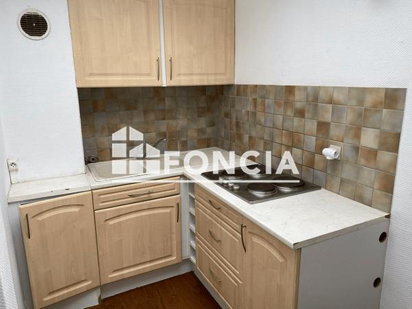 Location Studio 36.14 m² - 6-10 AVENUE BOLLEE Le Mans 72000