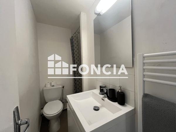 Location Appartement meublé 2 pièces 31.55 m² - 5 RUE ECUYERE Caen 14000