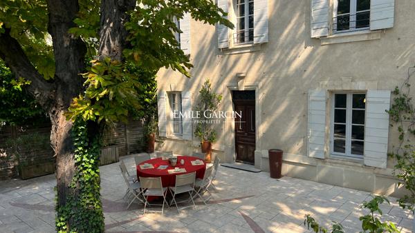 A vendre - Maison de Maître au coeur du village - Sud Luberon