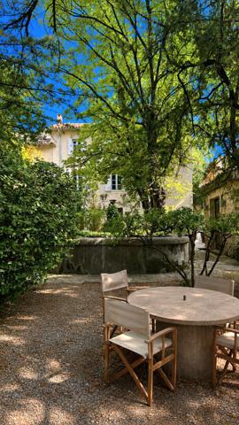 A vendre - Maison de Maître au coeur du village - Sud Luberon