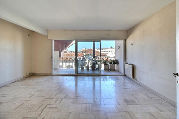 A vendre - Appartement - Saint-Jean-de-Luz Centre - Terrasses