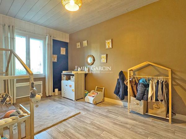 A vendre - Bel appartement au premier étage d'un mas ancien.