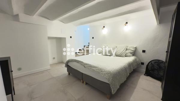 Appartement
         2 pièces
        - 57 m² 159 900 € *