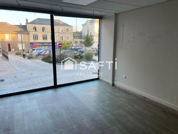 Immeuble locatif, situé à Loué -72540