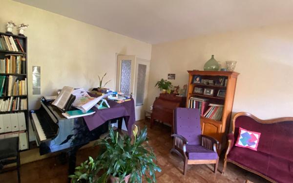 Maison à vendre    7 pièces •  Launaguet