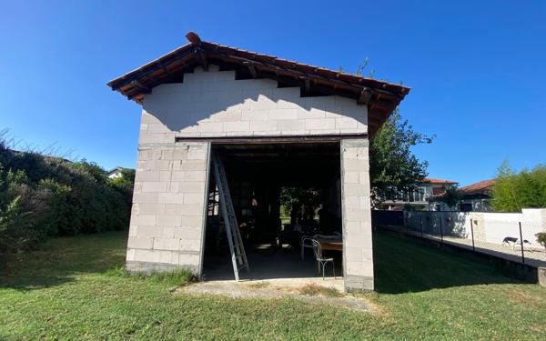 Maison à vendre    7 pièces •  Launaguet