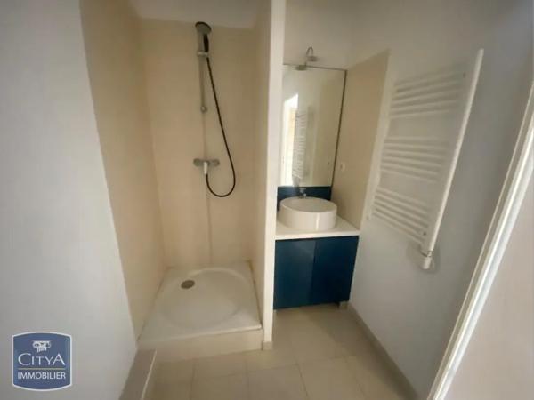 Appartement à louer 1 pièce 24.12m² Sète (34200)