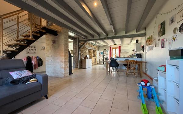 Maison à vendre    4 pièces •  Heuilley-sur-Saône